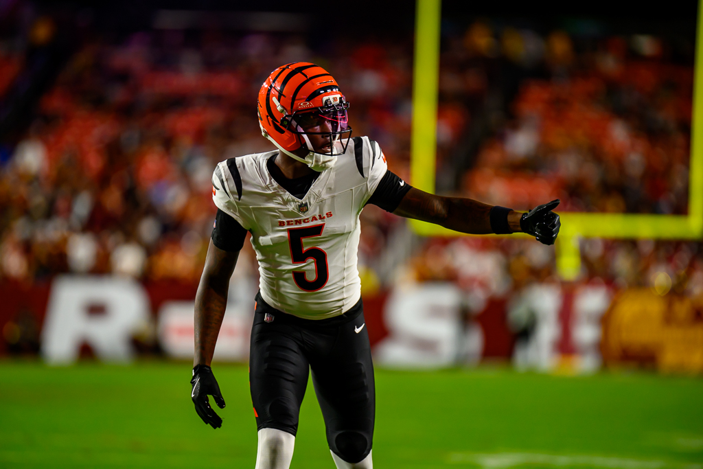 Cincinnati Bengals wide receiver Tee Higgins gestures on the field during a 2025 preseason game against Washington.